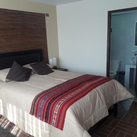 Hostal Jerian Уюни Экстерьер фото