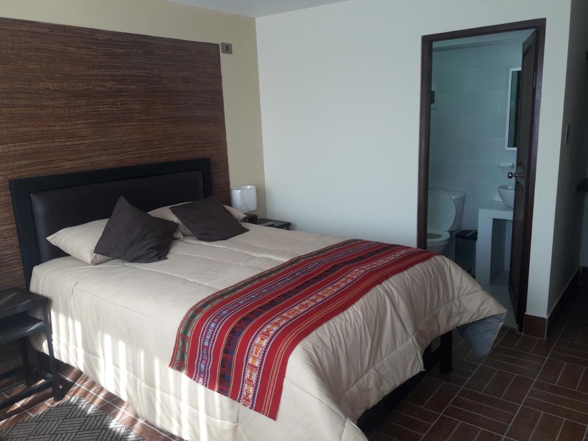 Hostal Jerian Уюни Экстерьер фото
