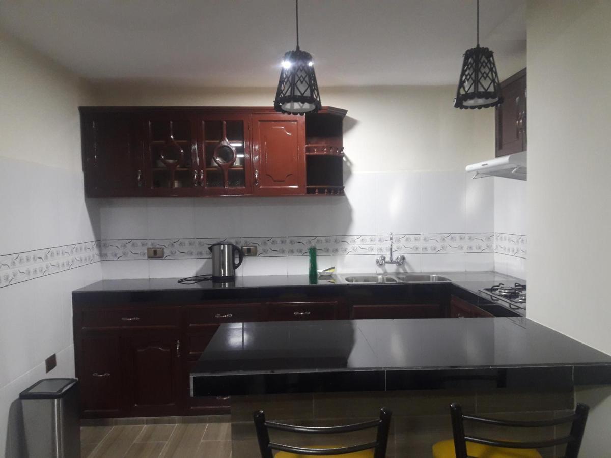 Hostal Jerian Уюни Экстерьер фото