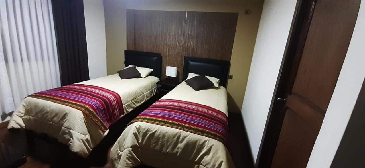 Hostal Jerian Уюни Экстерьер фото